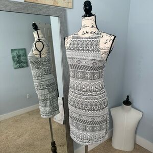 Hollister Bodycon Mini Dress Form Fitting Stretch Grey Design Women’s MEDIUM